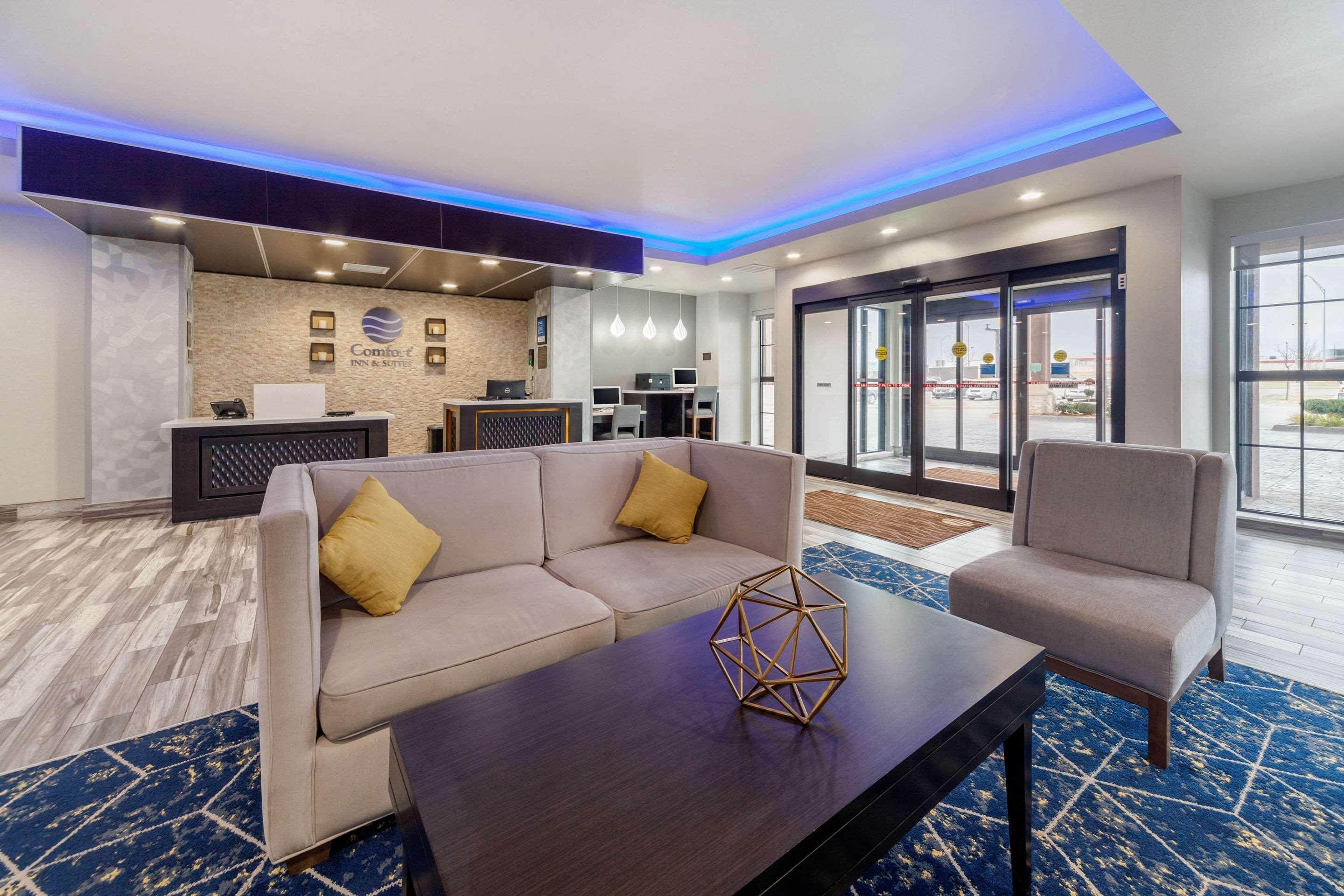 Comfort Inn & Suites Oklahoma City South I-35 Dış mekan fotoğraf